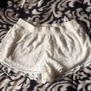 hollister lace shorts